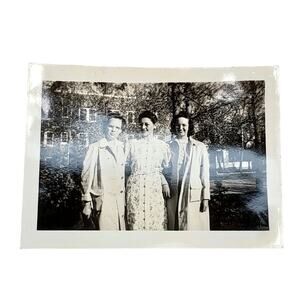 Vtg Girlfriends Posing For Photo Original Monochrome Photography Found Snapshot